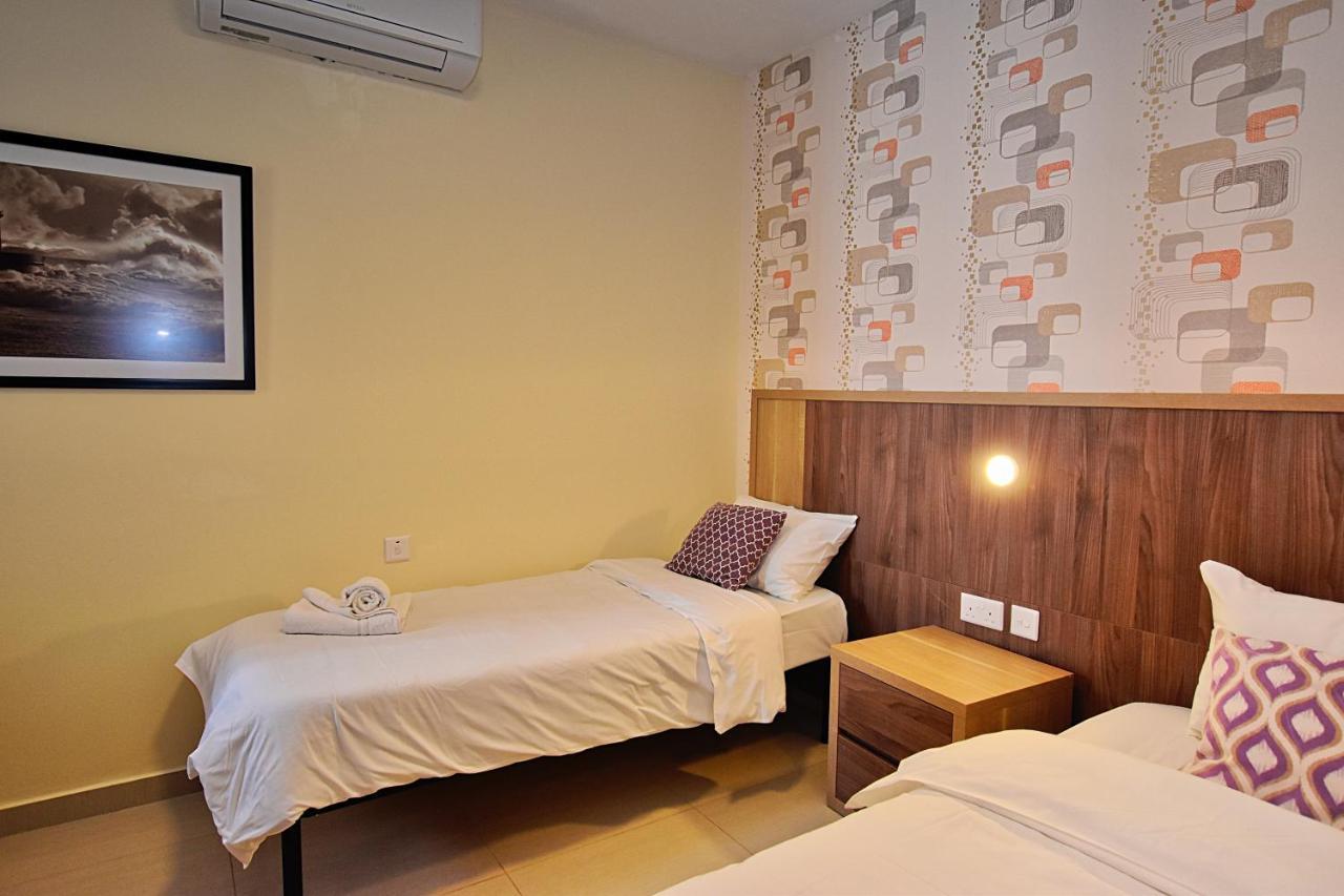 101 Moroni By Cast Renting Apartment Gzira Bagian luar foto
