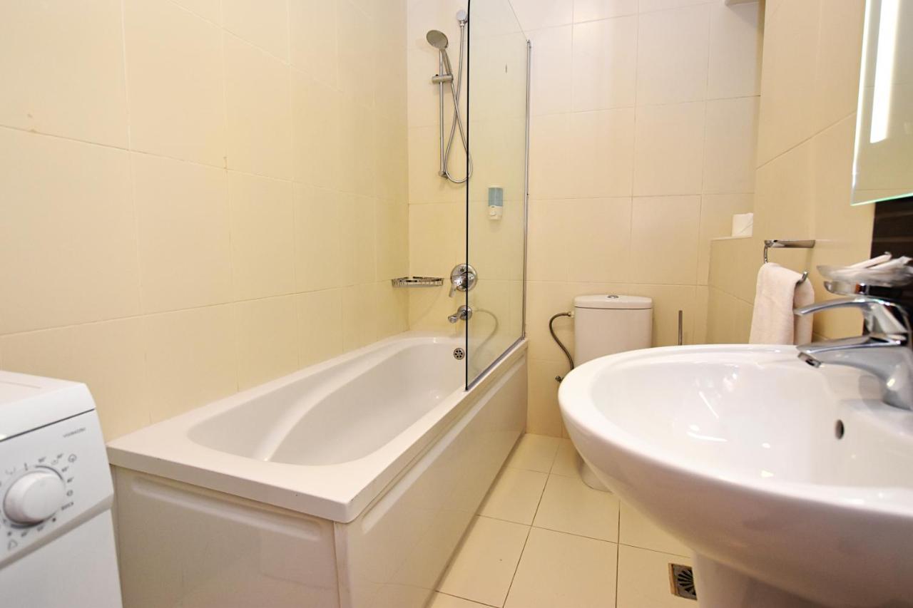 101 Moroni By Cast Renting Apartment Gzira Bagian luar foto